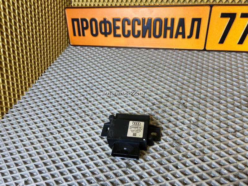 Блок управления топливным насосом VAG