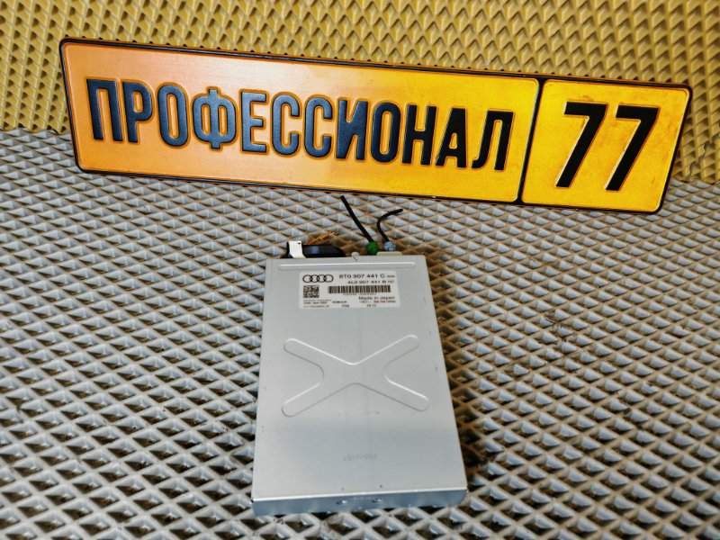 Блок управления камерой Audi 8T0907441C